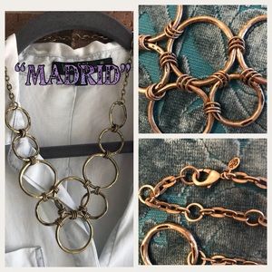 Premier “Madrid” necklace. Antique gold.